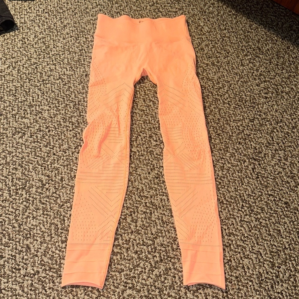 Womenβs free people movement leggings
